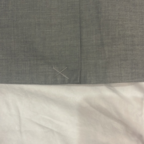 Small gray pencil skirt - Picture 4 of 5